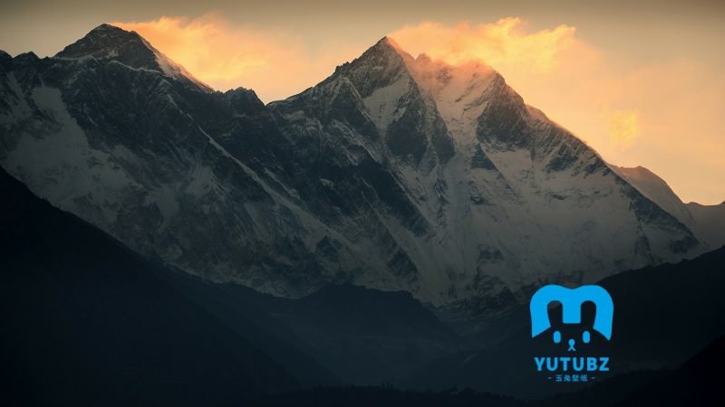 珠穆朗玛峰-玉兔4K壁纸！