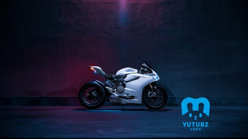 杜卡迪 Panigale 1199s-玉兔4K壁纸！