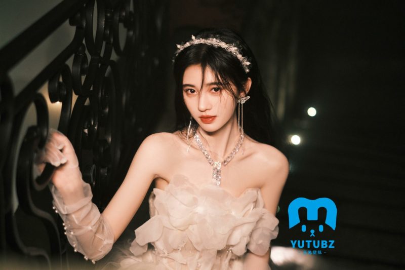 氛围感-美女-玉兔4K壁纸！