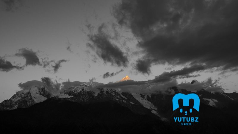 云-山-日落-玉兔4K壁纸！