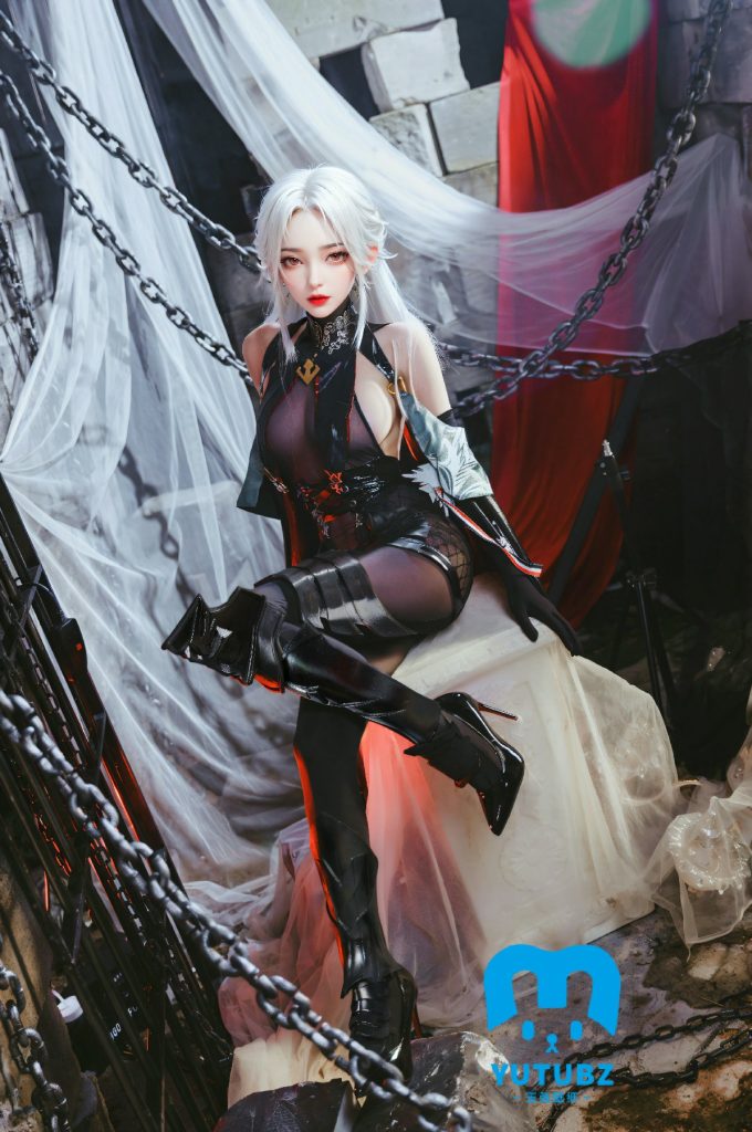 完美世界-火灵儿【8H-45S】-玉兔4K壁纸！